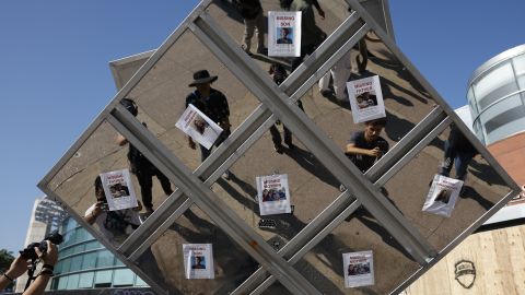 Los Angeles, CA - June 12: 

Pictures of people abducted by ICE are hanging on a sculpture in Little Tokyo on First Street downtown on Thursday, June 12, 2025, in Los Angeles, CA.

(Gina Ferazzi / Los Angeles Times via Getty Images)
