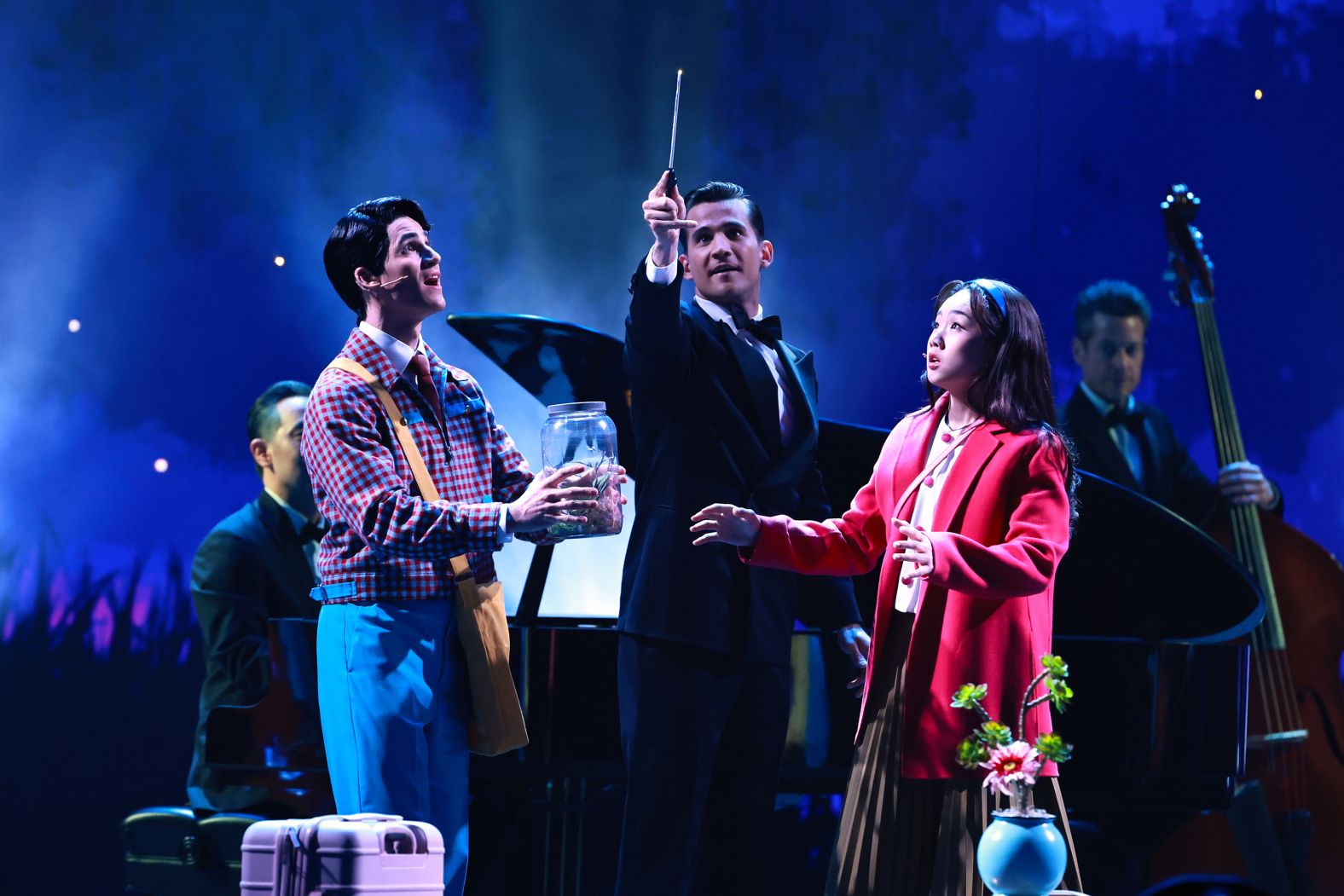 Darren Criss and Helen J Shen perform "Never Fly Away" from "Maybe Happy Ending."