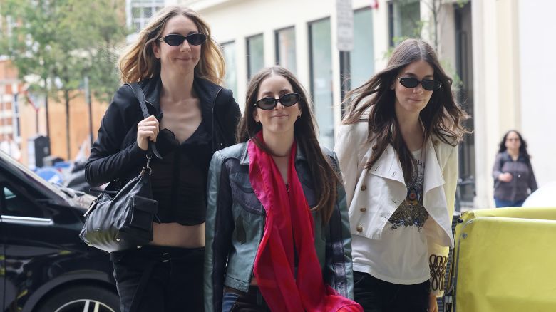 LONDON, ENGLAND - JUNE 10: Este Haim, Alana Haim and Danielle Haim arriving at BBC Radio One on June 10, 2025 in London, England. (Photo by Neil Mockford/GC Images)