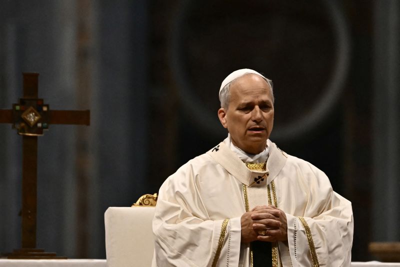 Pope Leo Defends Press Freedom, Vows Church Abuse Crackdown