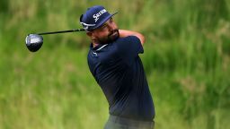 J.J. Spaun of the United States plays his shot from the seventh tee during the final round of the 125th U.S. OPEN at Oakmont Country Club on June 15, 2025, in Oakmont, Pennsylvania.