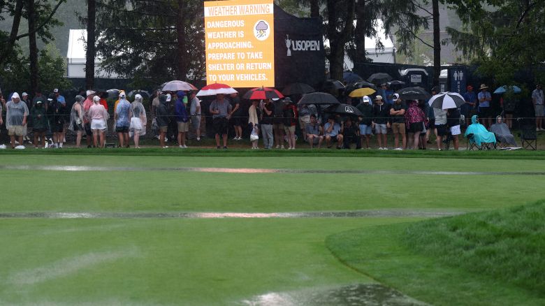 OAKMONT, PENNSYLVANIA - JUNE 15: A view of the 18th green as a storm rolls in causing play to be suspended during the final round of the 125th U.S. OPEN at Oakmont Country Club on June 15, 2025 in Oakmont, Pennsylvania. (Photo by Warren Little/Getty Images)