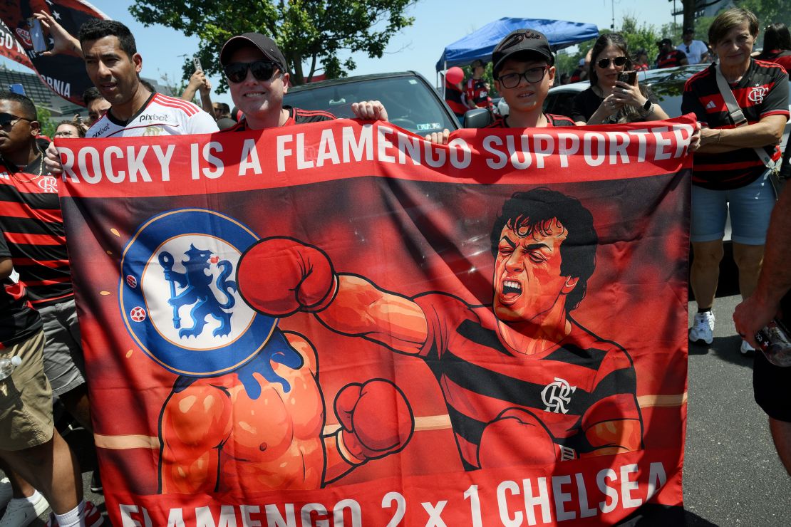 Fans of CR Flamengo pose for a photo prior to the match between CR Flamengo and Chelsea FC.