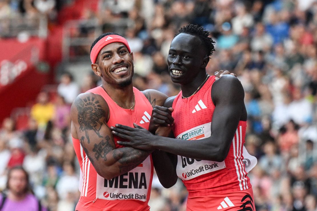 Gout (right) finished 0.17 seconds ahead Mena (left) in the 200m race at Golden Spike.