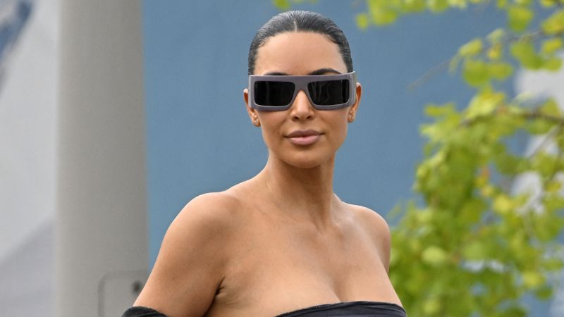 Bezos-Sanchez Venice wedding: Kim Kardashian among celebrities to arrive as celebrations get underway Bezos-Sanchez Venice wedding: Kim Kardashian among celebrities to arrive as celebrations get underway