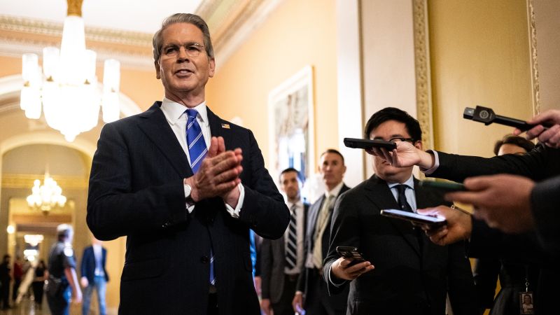 https://media.cnn.com/api/v1/images/stellar/prod/gettyimages-2221603033.jpg?c=16x9&q=w_800,c_fill