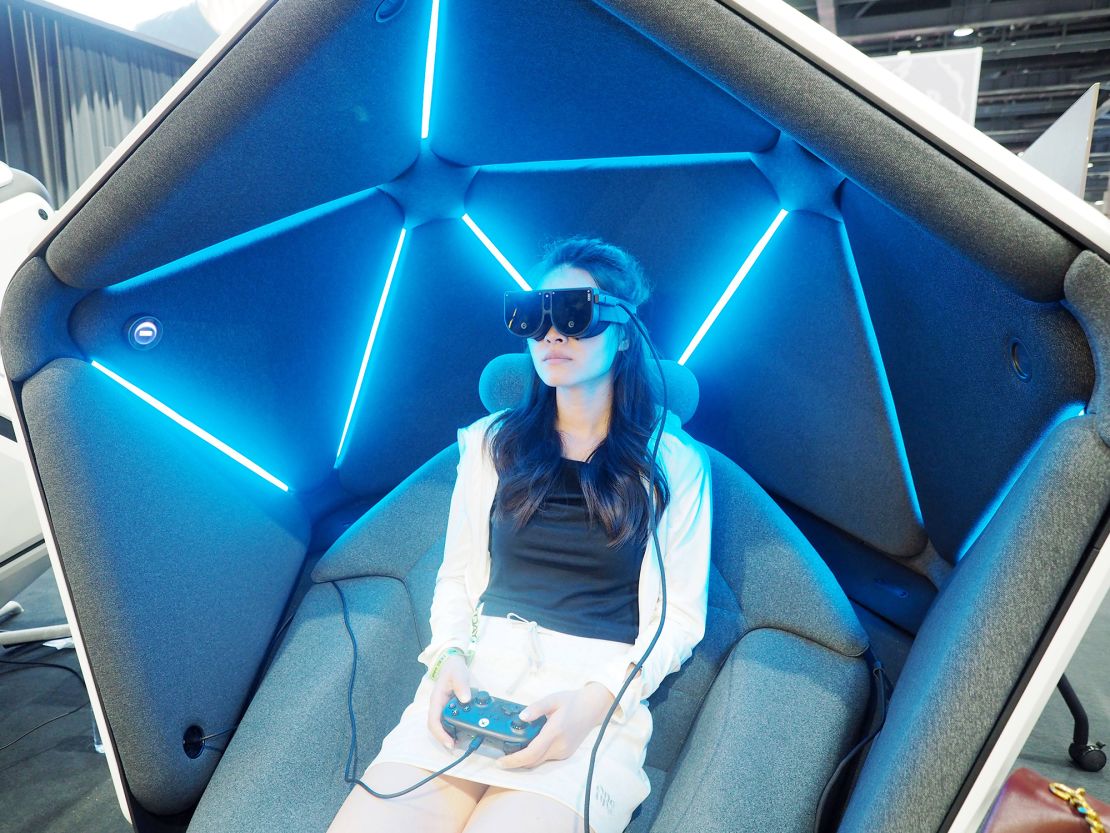 Audiences experience VR e-sports games at the 2025 Jingxi E-sports Festival in Beijing, China on June 28, 2025.