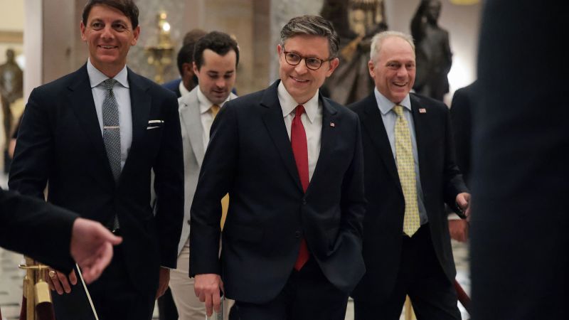 House GOP holdouts fall in line, agree to bring Trump agenda to floor