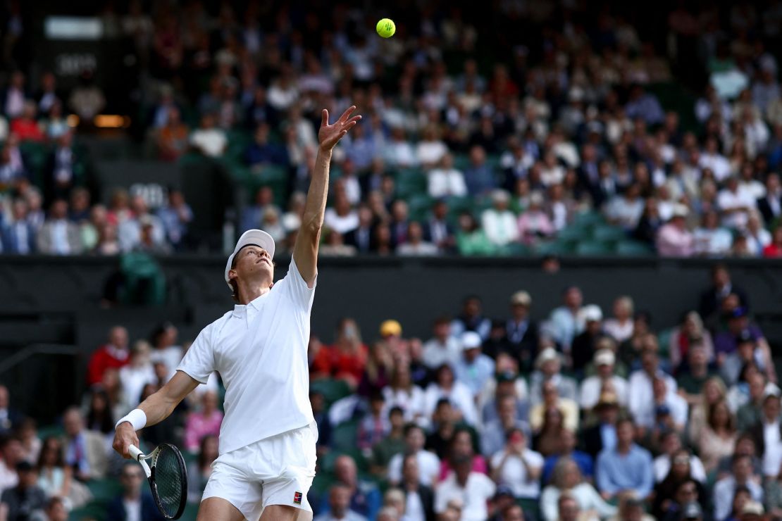 Jannik Sinner is one of the players that Mark Kovacs says can improve his serving technique.