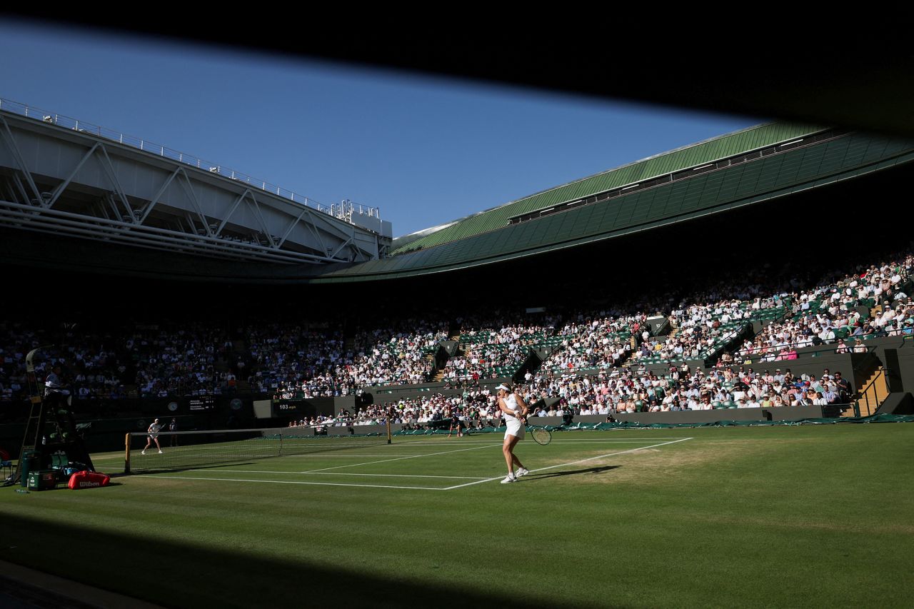 Live updates: Amanda Anisimova faces Aryna Sabalenka in Wimbledon semifinal Live updates: Amanda Anisimova faces Aryna Sabalenka in Wimbledon semifinal