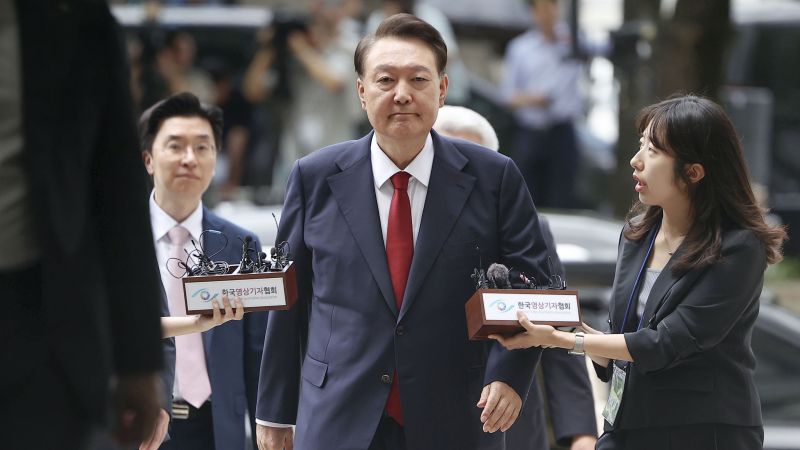 South Korea’s former President Yoon Suk Yeol back in custody over insurrection probe