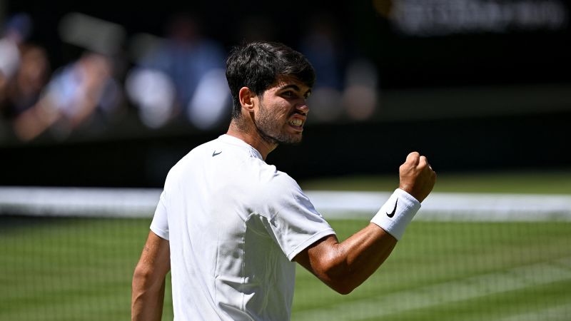 Wimbledon men’s semifinals action as US star Taylor Fritz looks to upset two-time defending champion Carlos Alcaraz: Live updates | CNN