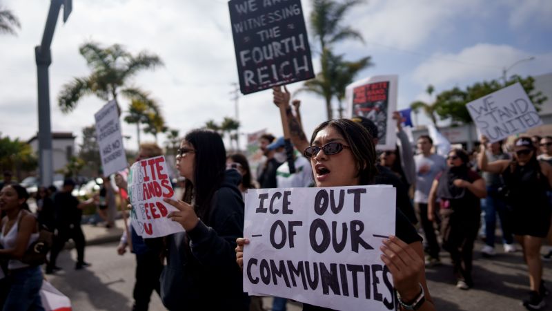ICE's Warrant Rules Fuel Concern Over Immigrant Raids and Home Visits Without Warning