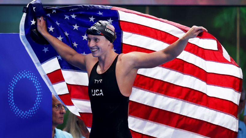 Katie Ledecky wins 1,500-meter freestyle gold at the World Aquatics Championships, her 22nd world title