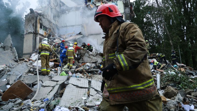 https://media.cnn.com/api/v1/images/stellar/prod/gettyimages-2227834847.jpg?c=16x9&q=w_800,c_fill