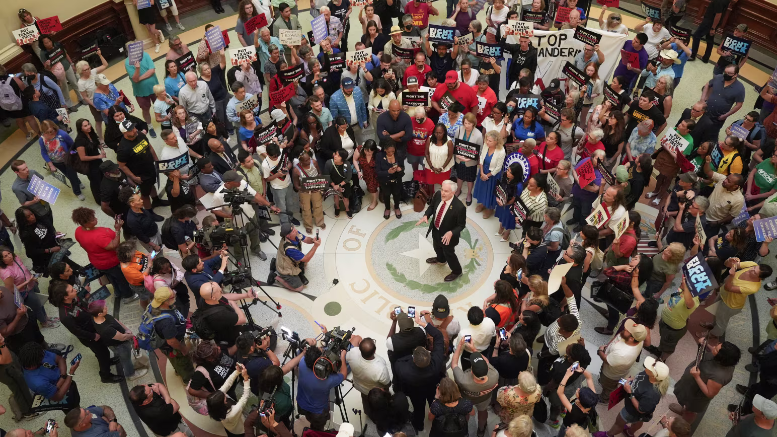 Why Trump’s Texas battle over the House could end up affecting every American