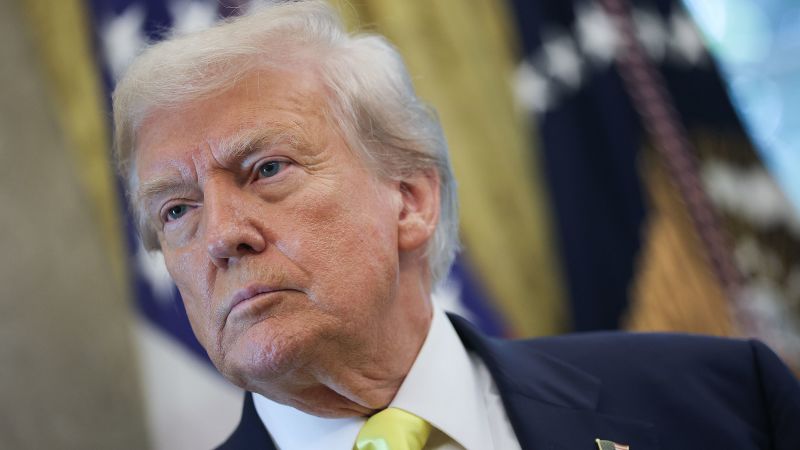 Federal appeals court halts criminal contempt proceedings against Trump officials in immigration case | CNN Politics