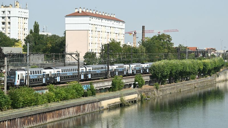 Man detained in France after 4 bodies found in Paris’ River Seine