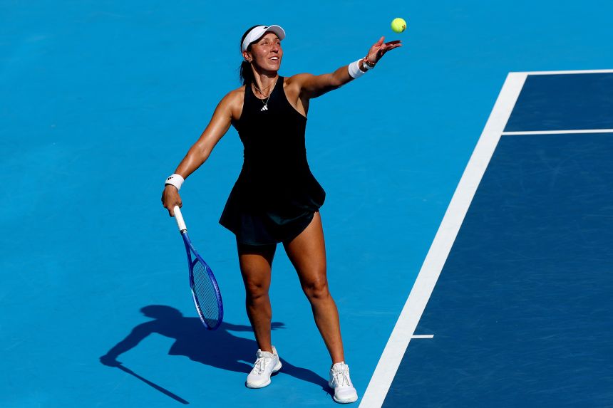 Pegula serves against Kimberly Birrell at the Cincinnati Open on Sunday.