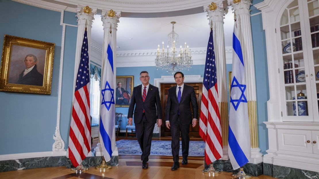El secretario de Estado de EE.UU., Marco Rubio, se reúne con el ministro de Asuntos Exteriores israelí, Gideon Sa'ar, en el Departamento de Estado en Washington, el 27 de agosto de 2025.