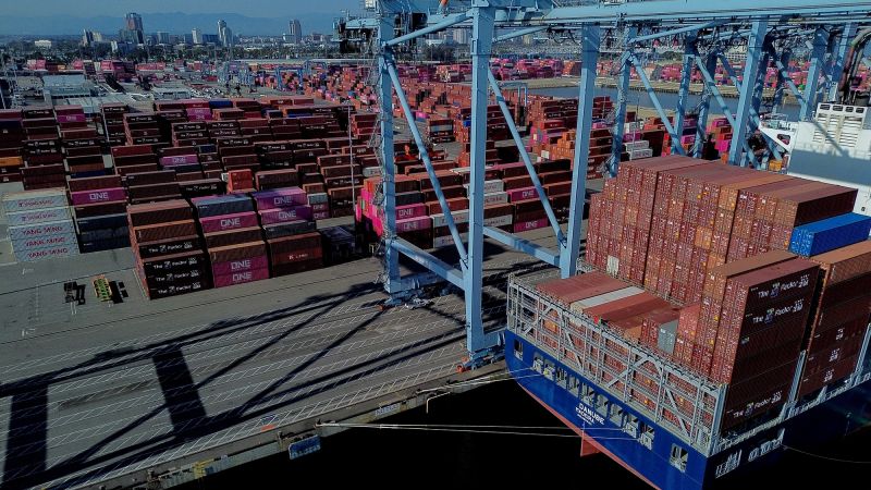 Вижте всички теми Връзката е копирана Следвайте Президентът Доналд Тръмп