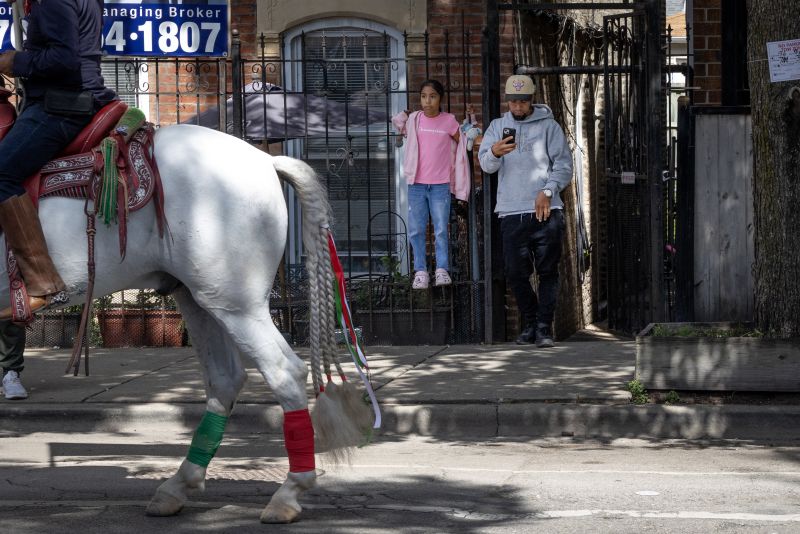 In Chicago, residents celebrate Mexican Independence Day amid