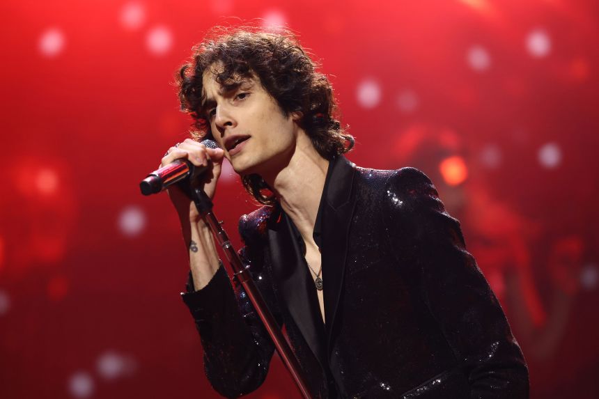 Sombr performs during the 2025 MTV Video Music Awards at UBS Arena on September 07, 2025.