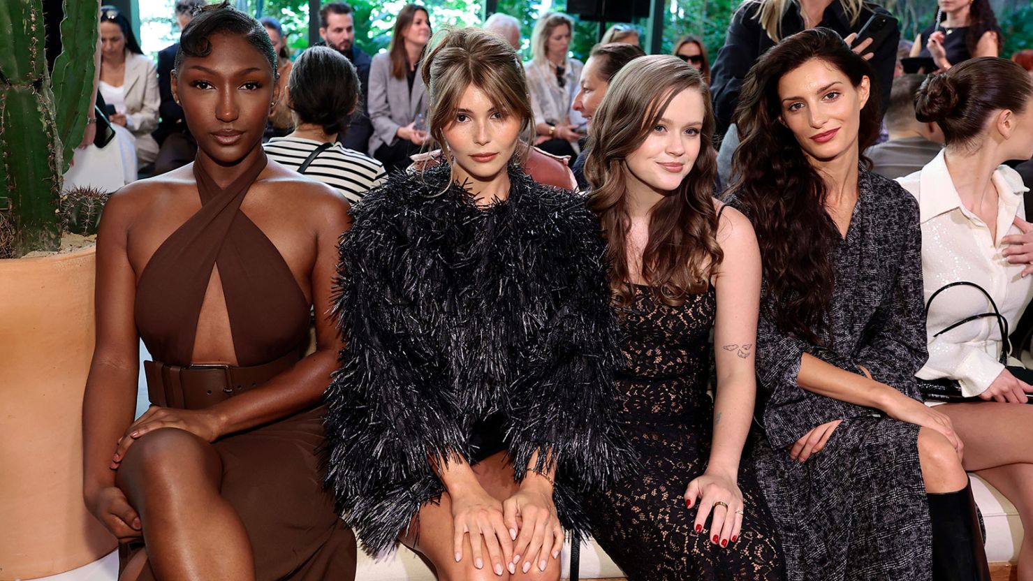 NYC Fashion Week: A-List Stars Dazzle on the Runway!
