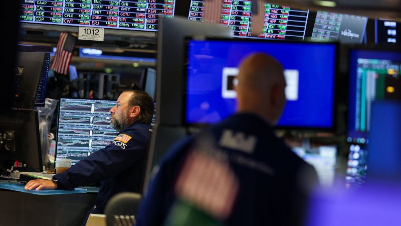 Earnings reports: Trump has a new proposal to limit the public’s access to economic data