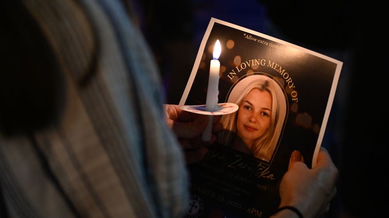 Вижте всички теми Връзка копирана Следвайте Не беше ясно веднага