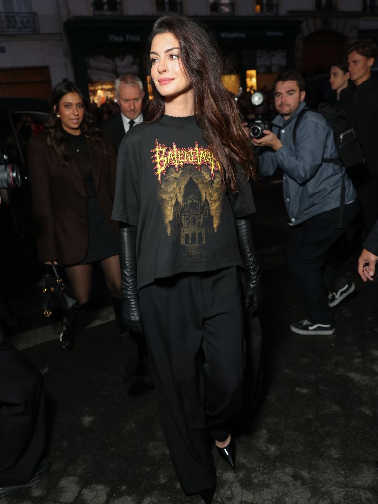 Also in attendance was Anne Hathaway, who has previously supported Piccioli at Valentino...