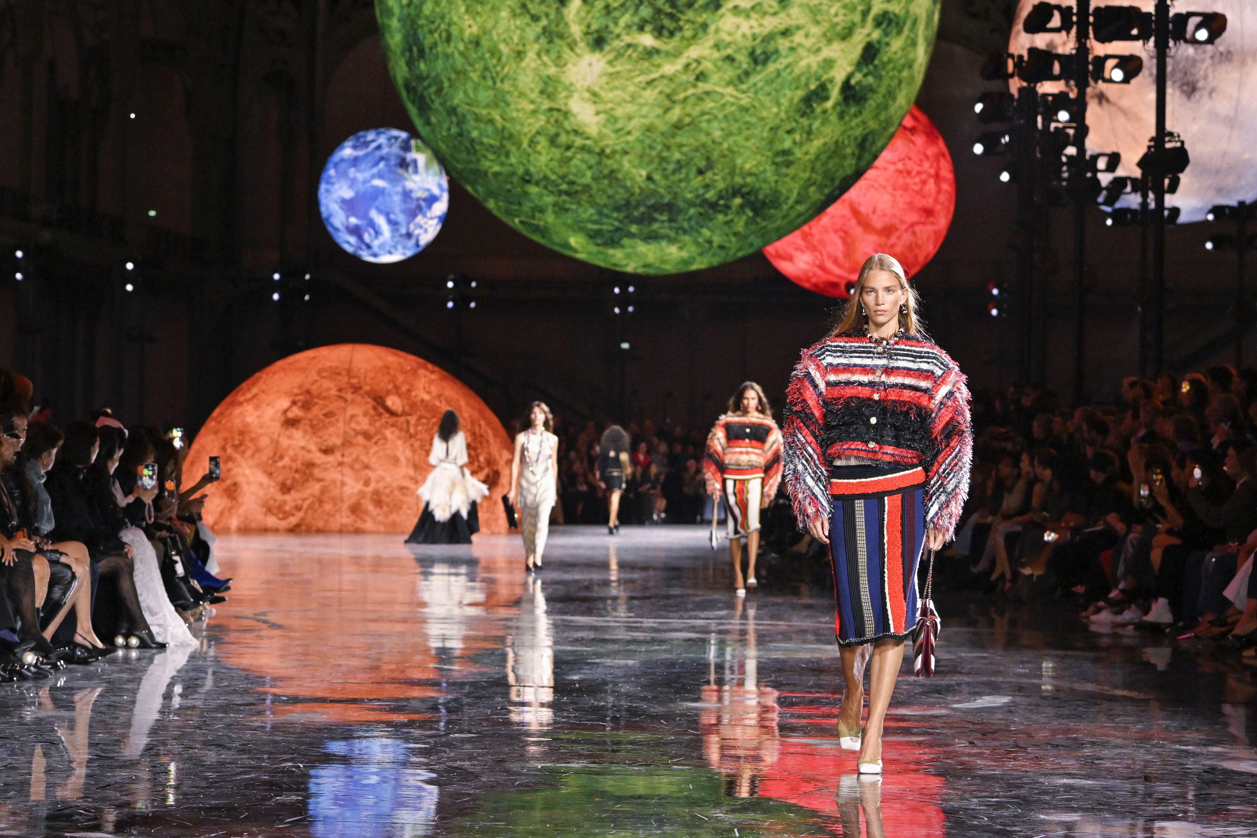 Matthieu Blazy: Chanel's new designer and the man with one of fashion's  biggest jobs debuts at Paris Fashion Week | CNN