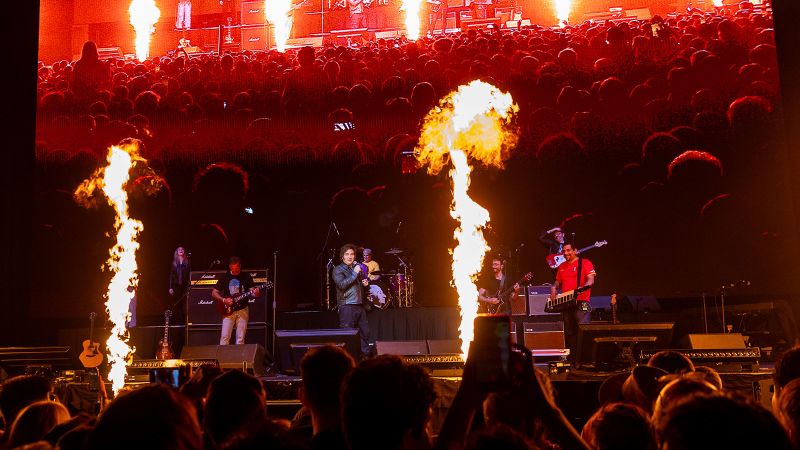 Argentina’s Milei rocks the vote with resistance songs amid party turmoil Argentina’s Milei rocks the vote with resistance songs amid party turmoil