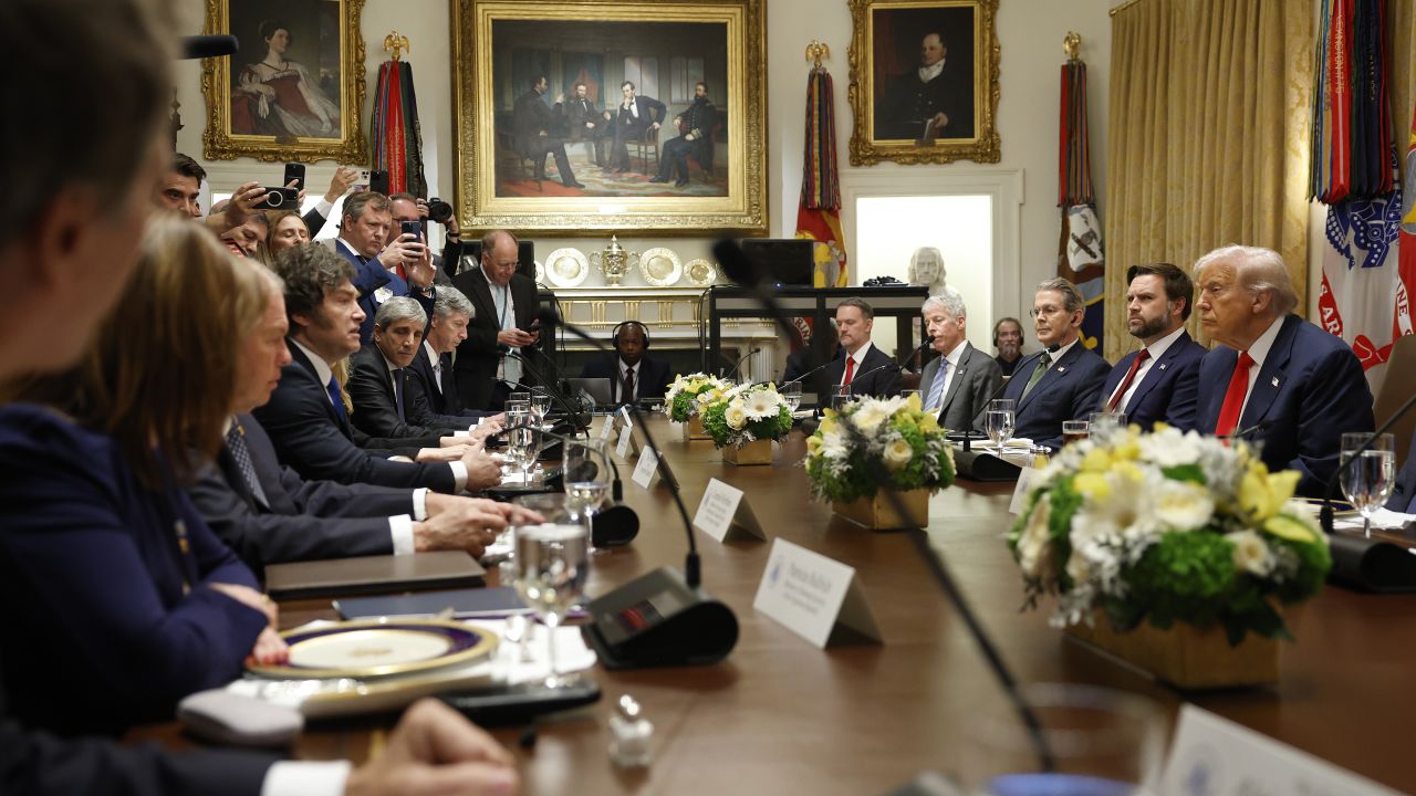 WASHINGTON, DC - OCTOBER 14: U.S. President Donald Trump and President of Argentina Javier Milei hold a meeting in the Cabinet Room at the White House on October 14, 2025 in Washington, DC. Trump is hosting Milei for a working lunch days after the U.S. Treasury finalized a $20 billion currency swap framework with Argentina in an effort to help stabilize its economy. (Photo by Kevin Dietsch/Getty Images)