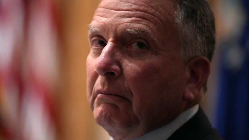 Вижте всички теми Връзката е копирана Следвайте Президентът Доналд Тръмп