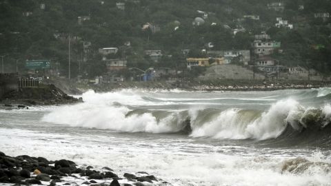Storm surge is pictured before the arrival of Hurricane Melissa in the Caribbean Terrace area of Kingston, Jamaica, on October 25, 2025. Deadly storm Melissa strengthened Saturday afternoon into a Category 1 hurricane, with rapid intensification expected over the weekend as it cut a worryingly slow course toward the Caribbean island of Jamaica, forecasters said. (Photo by Ricardo Makyn / AFP) (Photo by RICARDO MAKYN/AFP via Getty Images)          
