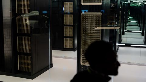 Concerns about an AI bubble have loomed over most of 2025. Some analysts think it's overblown.