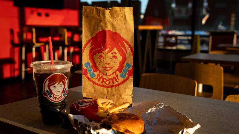 Връзката е копирана Wendy’s е готова да затвори стотици места