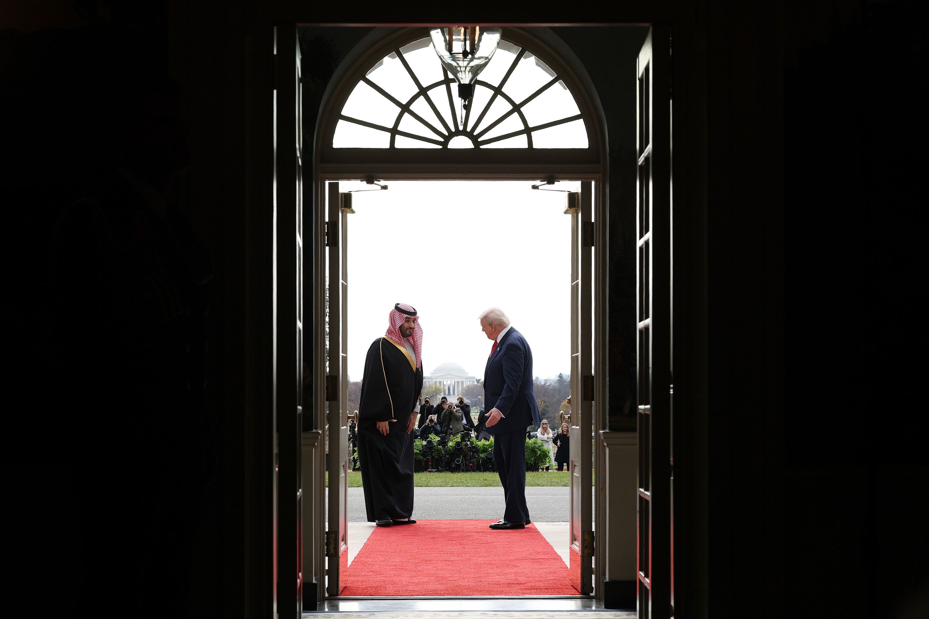 چرا طرح ترامپ برای فروش جت‌های F-35 به عربستان سعودی جنجال‌برانگیز است؟