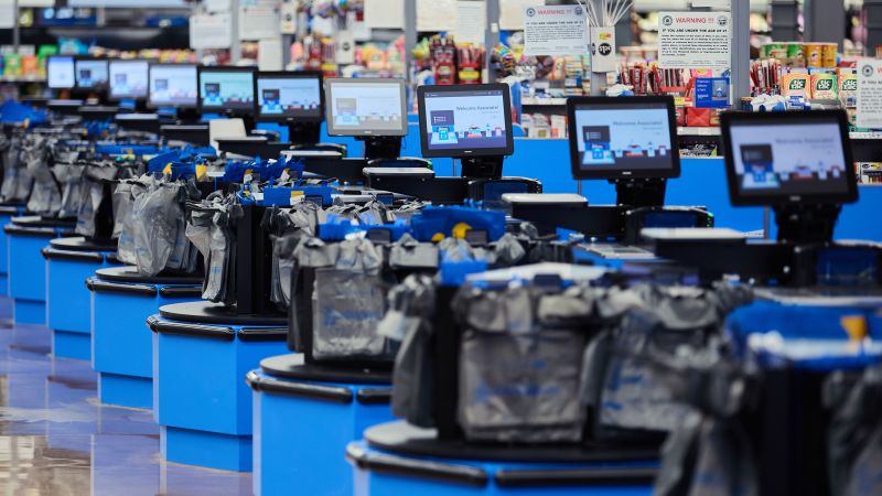 Economic warning sign: Holiday jobs are tougher to find | CNN Business