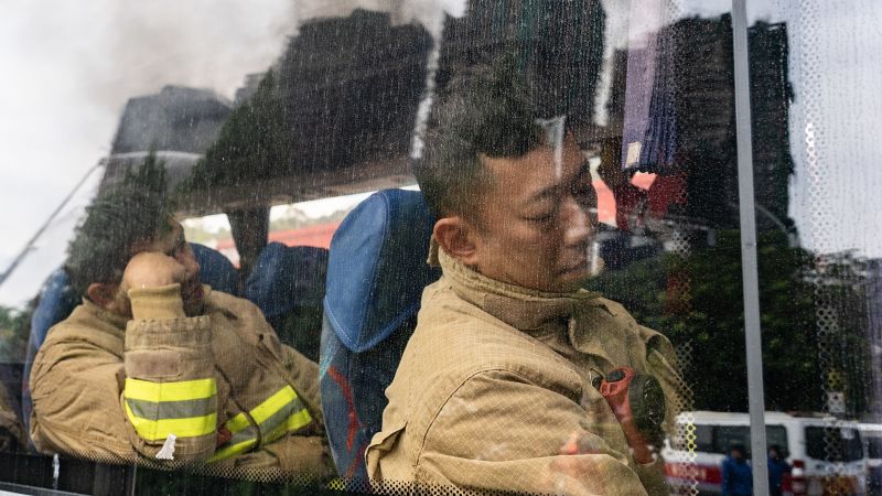 CNN reports live from the scene of Hong Kong fire