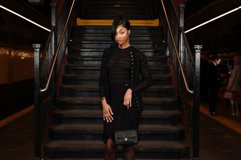 Chanel stages show in New York City subway | CNN