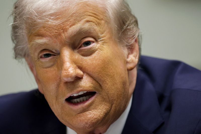 cnn.com - Maureen Chowdhury - Live updates: Trump administration, health care vote and latest Venezuela news | CNN Politics