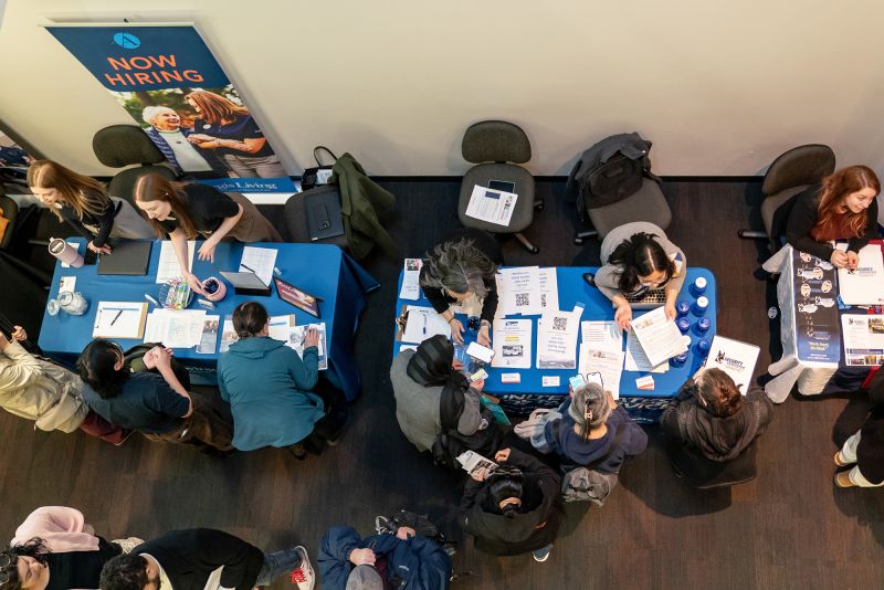 cnn.com - Alicia Wallace - America's frozen jobs market could stay on ice due to Iran war | CNN Business