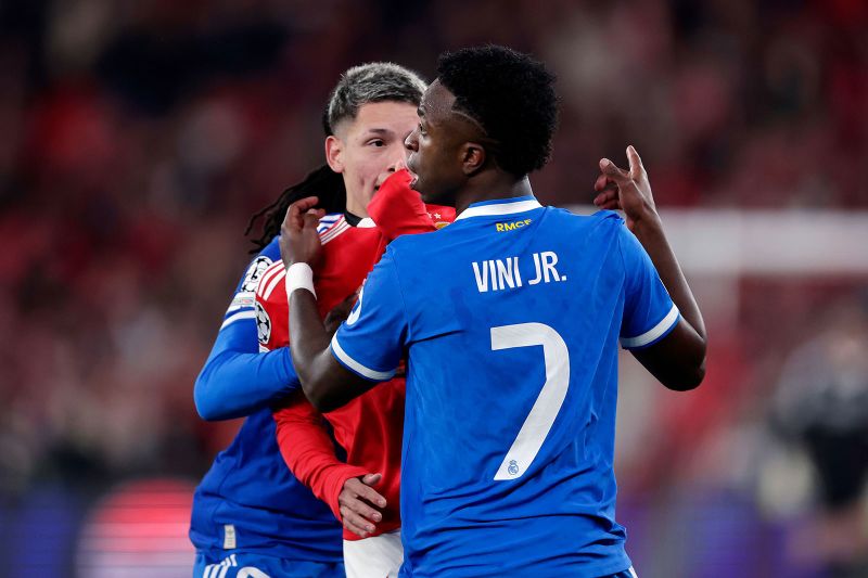 Madrid game at Benfica halted for several minutes as Vinícius says