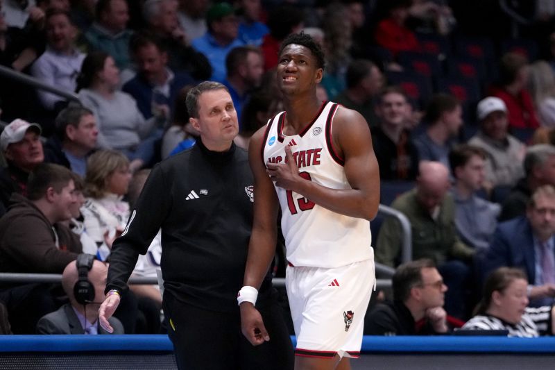 LSU basketball gets back with its ex. It’s as messy as it sounds | CNN LSU basketball gets back with its ex. It’s as messy as it sounds | CNN