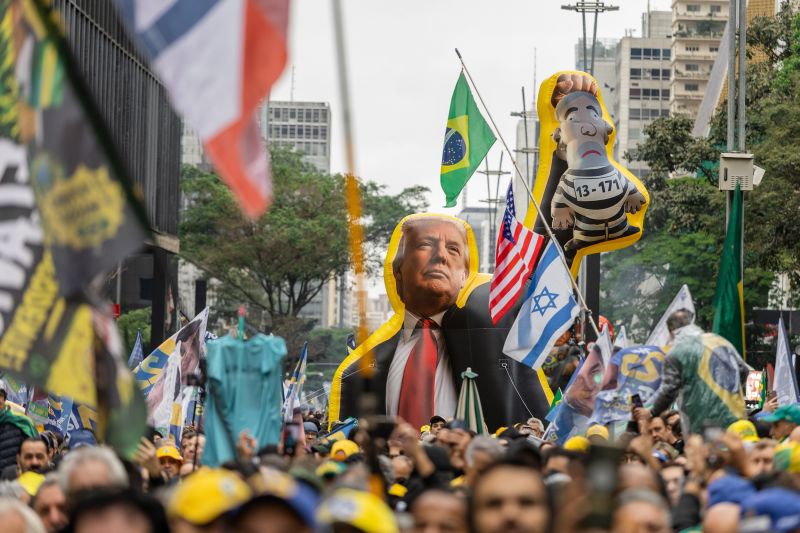 Brazil's presidential vote pits Lula against Flávio Bolsonaro as Trump, crime, and corruption loom over the election