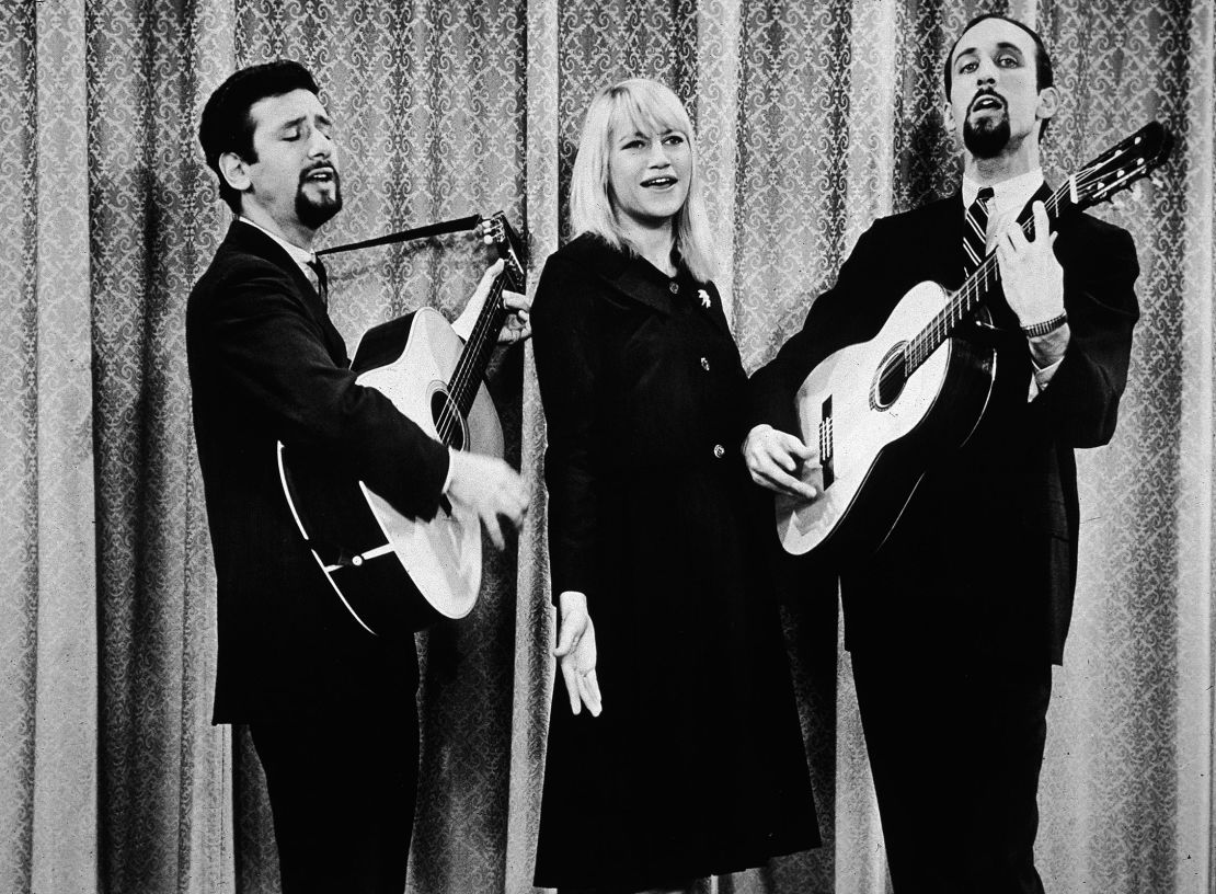 The American singing group Peter, Paul and Mary performs 