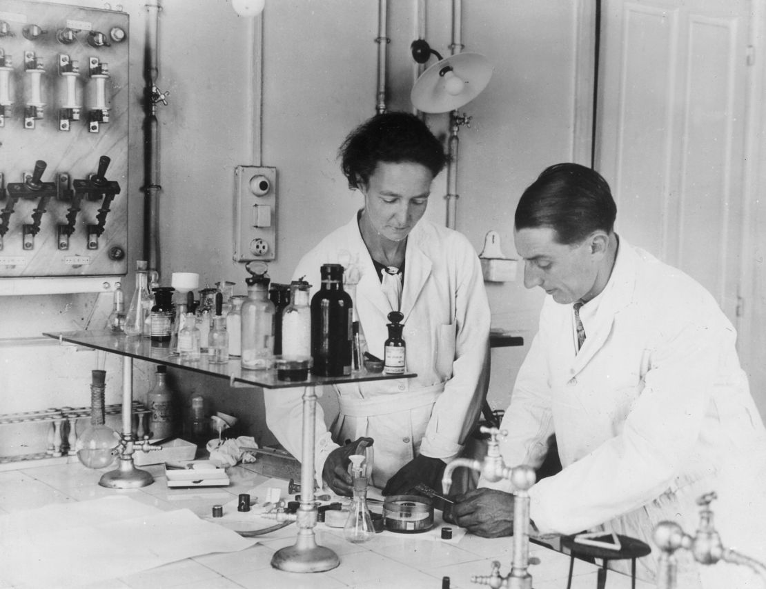 Irene Joliot-Curie en Frederic Joliot deelden in 1935 de Nobelprijs voor scheikunde.