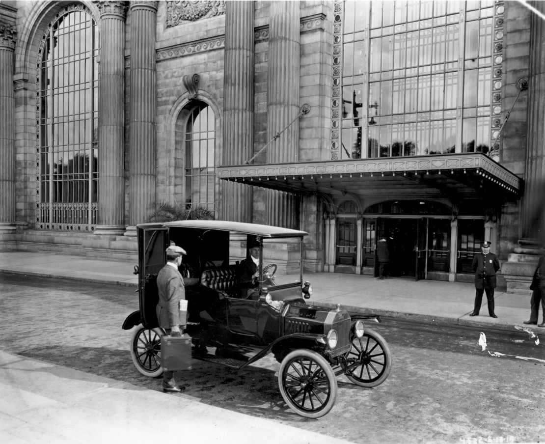 A Model T Ford in 1915.